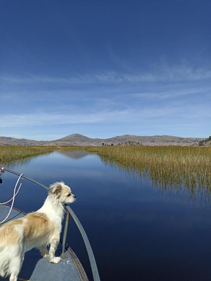 Uros Waliski Lodge