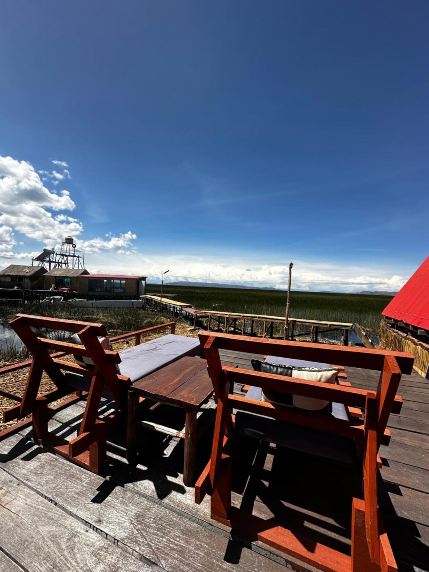 Uros Waliski Lodge Puno