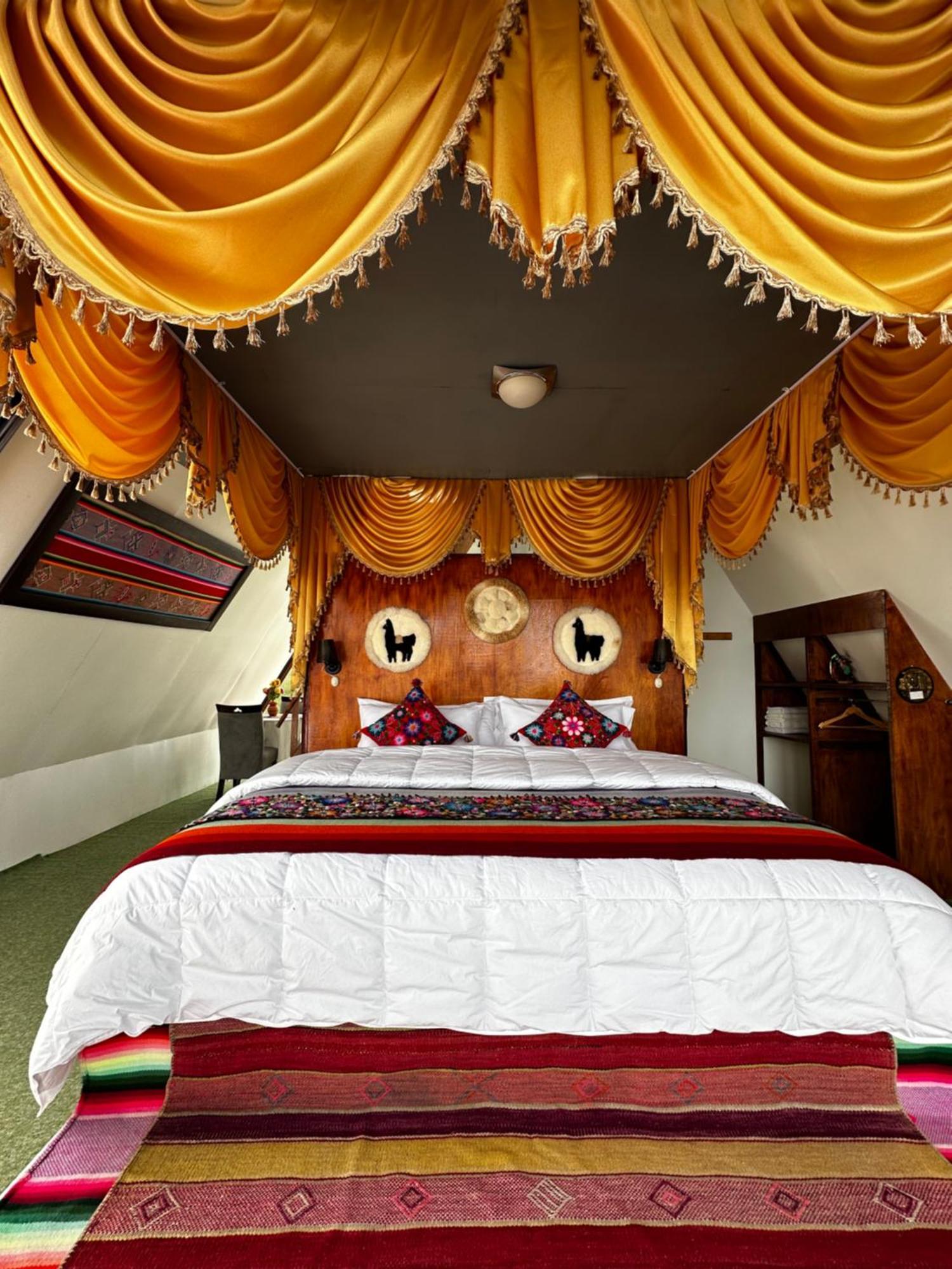 Lodge Uros Waliski *