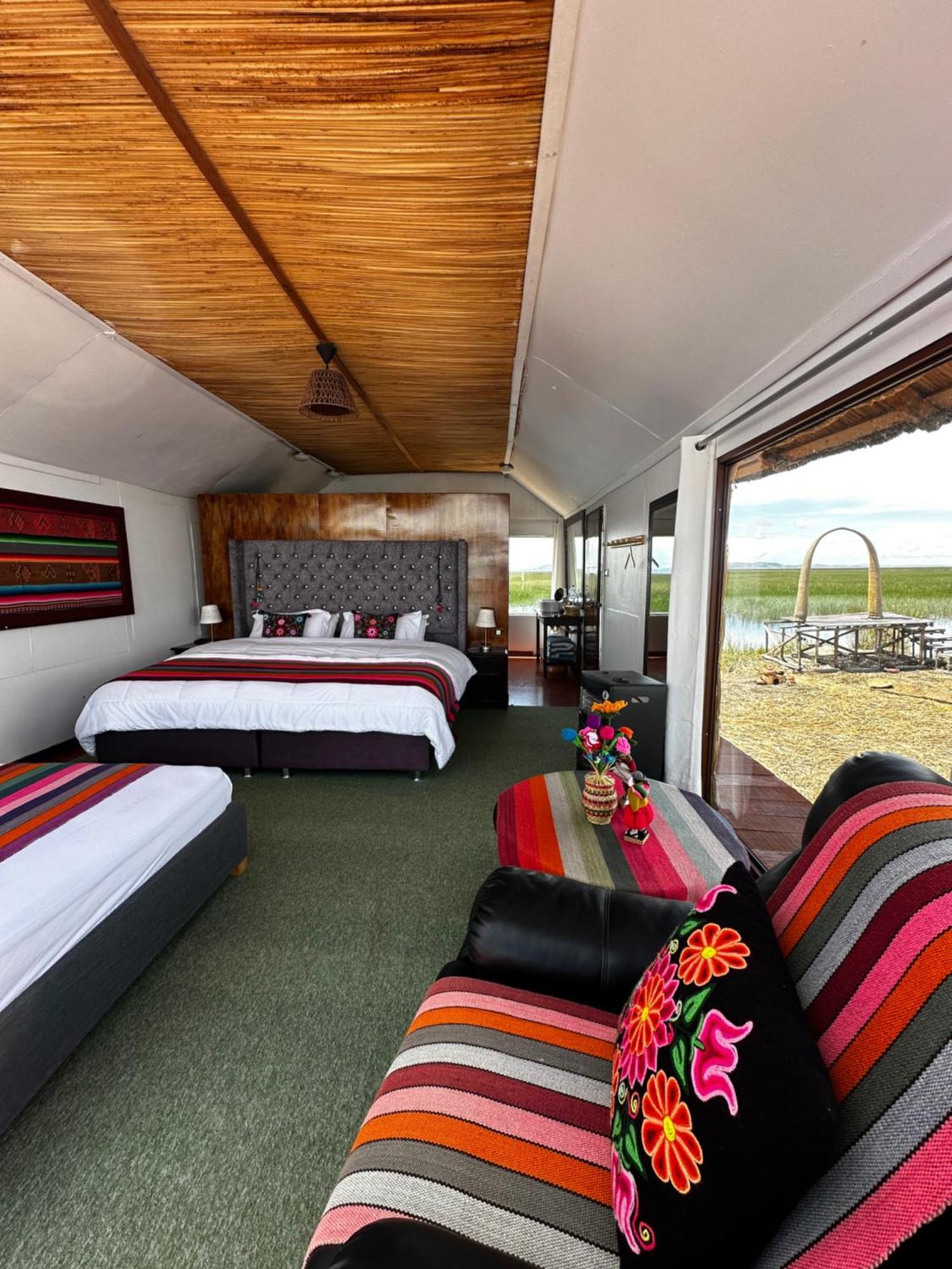 Uros Waliski Lodge Puno