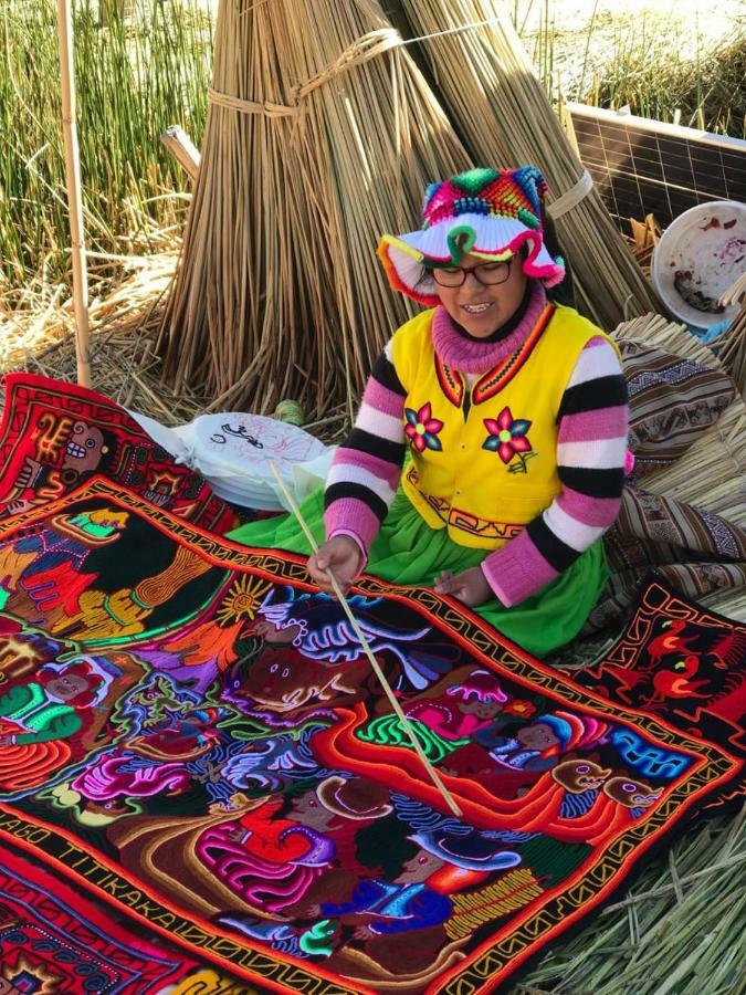Uros Waliski Lodge *